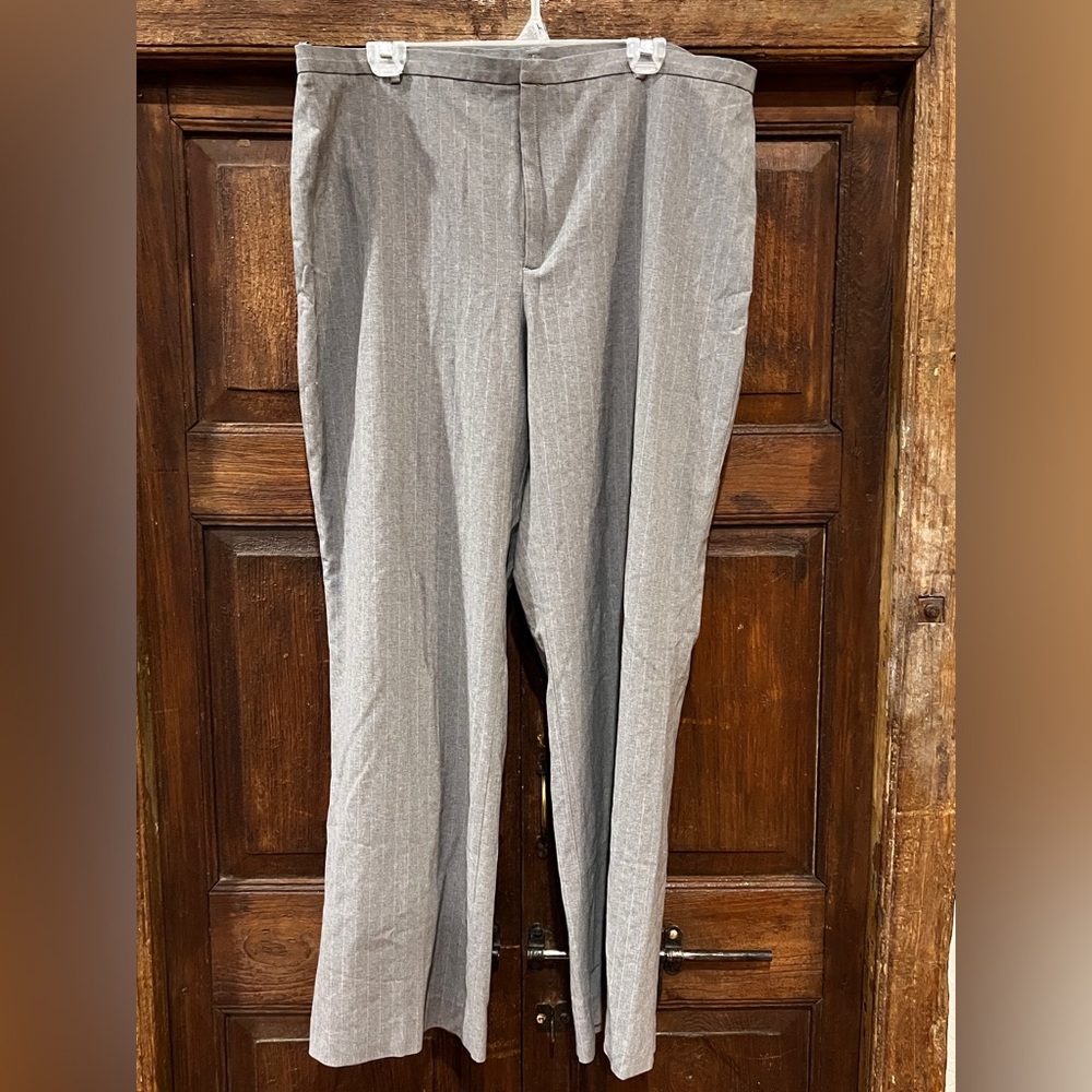 GAP Women's Gray Trousers with Pin Stripes Size 20 Regular